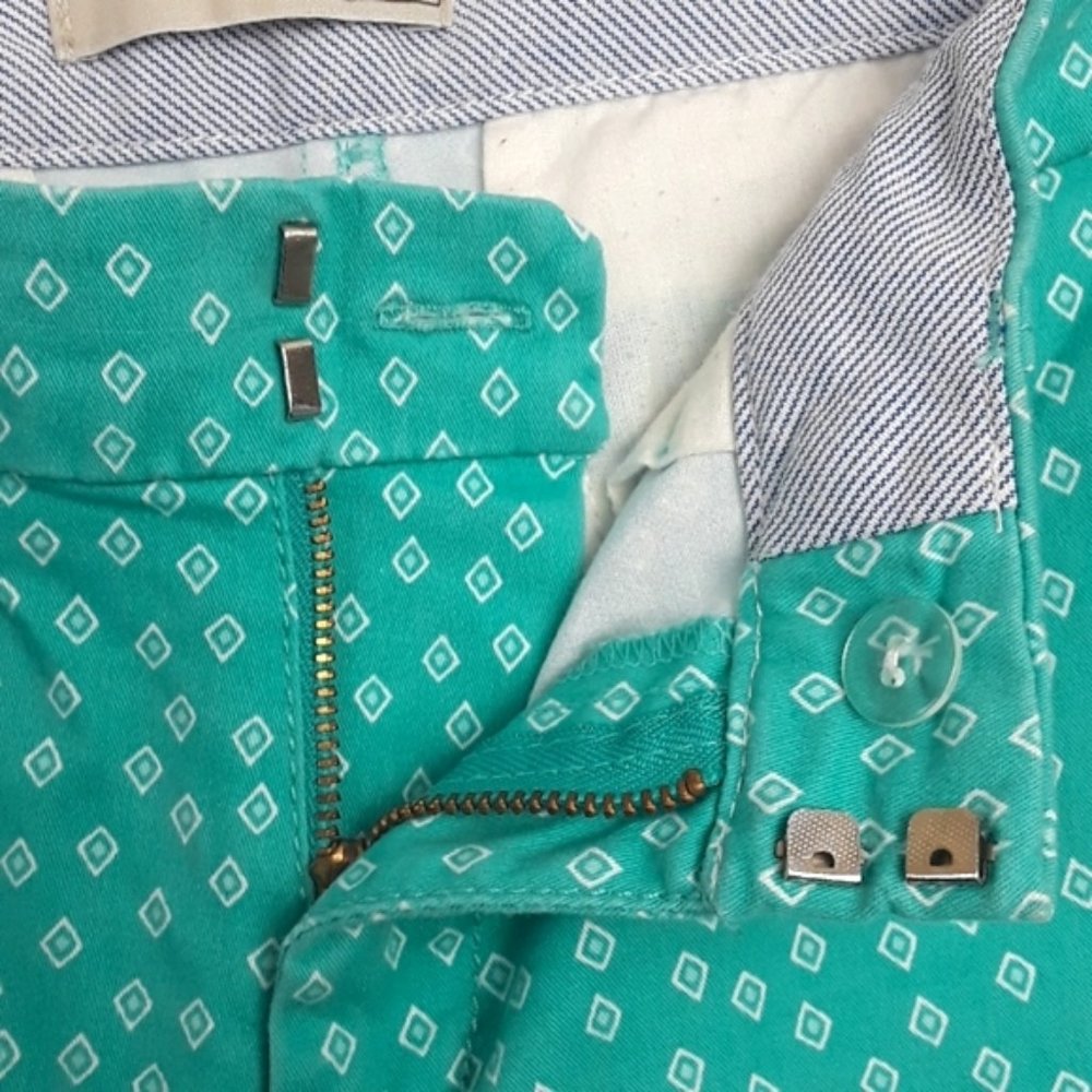 GEF Geometric Pattern Shorts, 10 - Picture 4 of 4